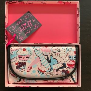 Miss Fluff Cupcake Dolls Wallet